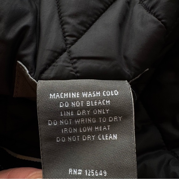 Aether Insulated Quilted Vega Vest Black Zip Closure, Pockets, Size XS / 1 - Picture 10 of 13